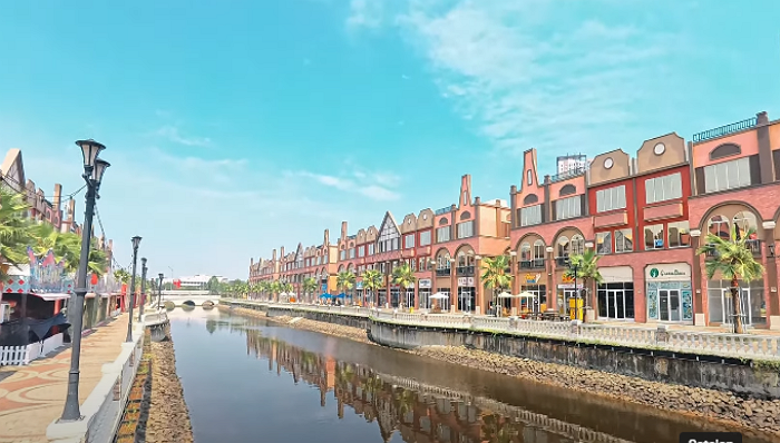 Rekomendasi 5 Tempat Wisata Gratis di PIK 2, Liburan Hemat Tanpa Bikin Kantong Jebol 3 Rekomendasi 5 Tempat Wisata Gratis di PIK 2, Liburan Hemat Tanpa Bikin Kantong Jebol