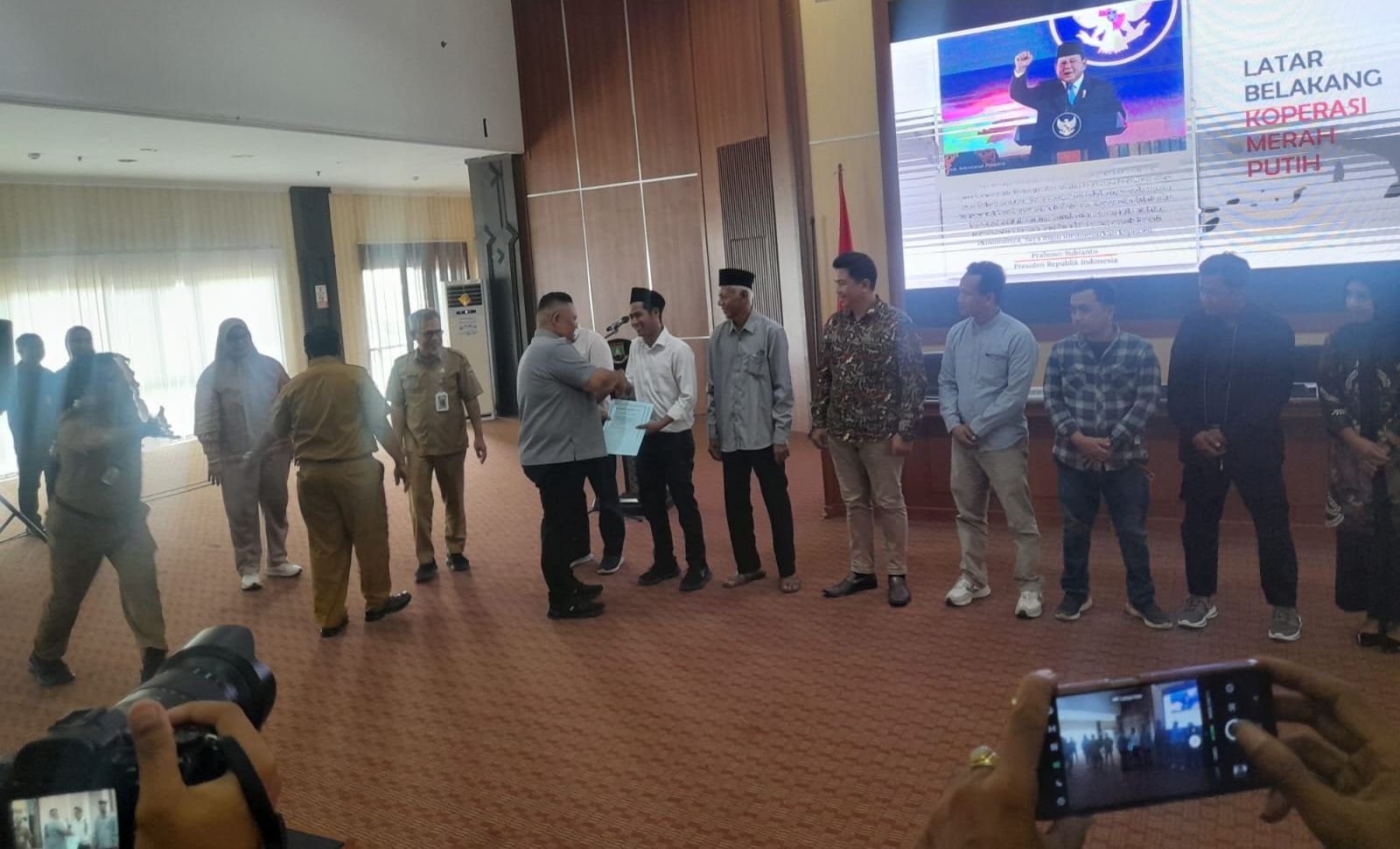 Pengurus Koperasi Kelurahan Merah Putih di Cilegon 'Haram' Kena OJK Checking