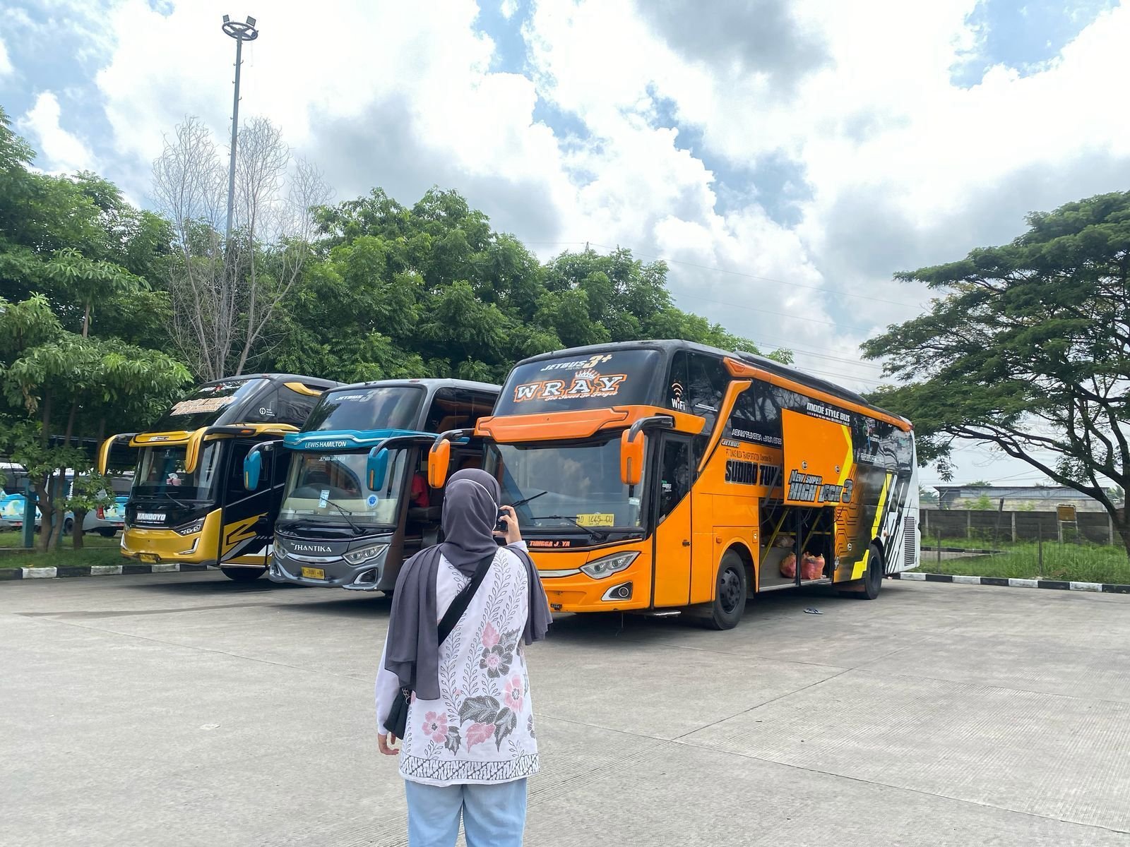 5 Tips Pilih Bus untuk Bepergian, Keselamatan Jangan Disepelekan