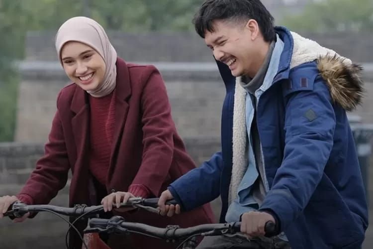 Daftar Para Pemain Film Assalamualaikum Beijing 2 Lost in Ningxia, Ada Yasmin Napper 1 Daftar Para Pemain Film Assalamualaikum Beijing 2 Lost in Ningxia, Ada Yasmin Napper