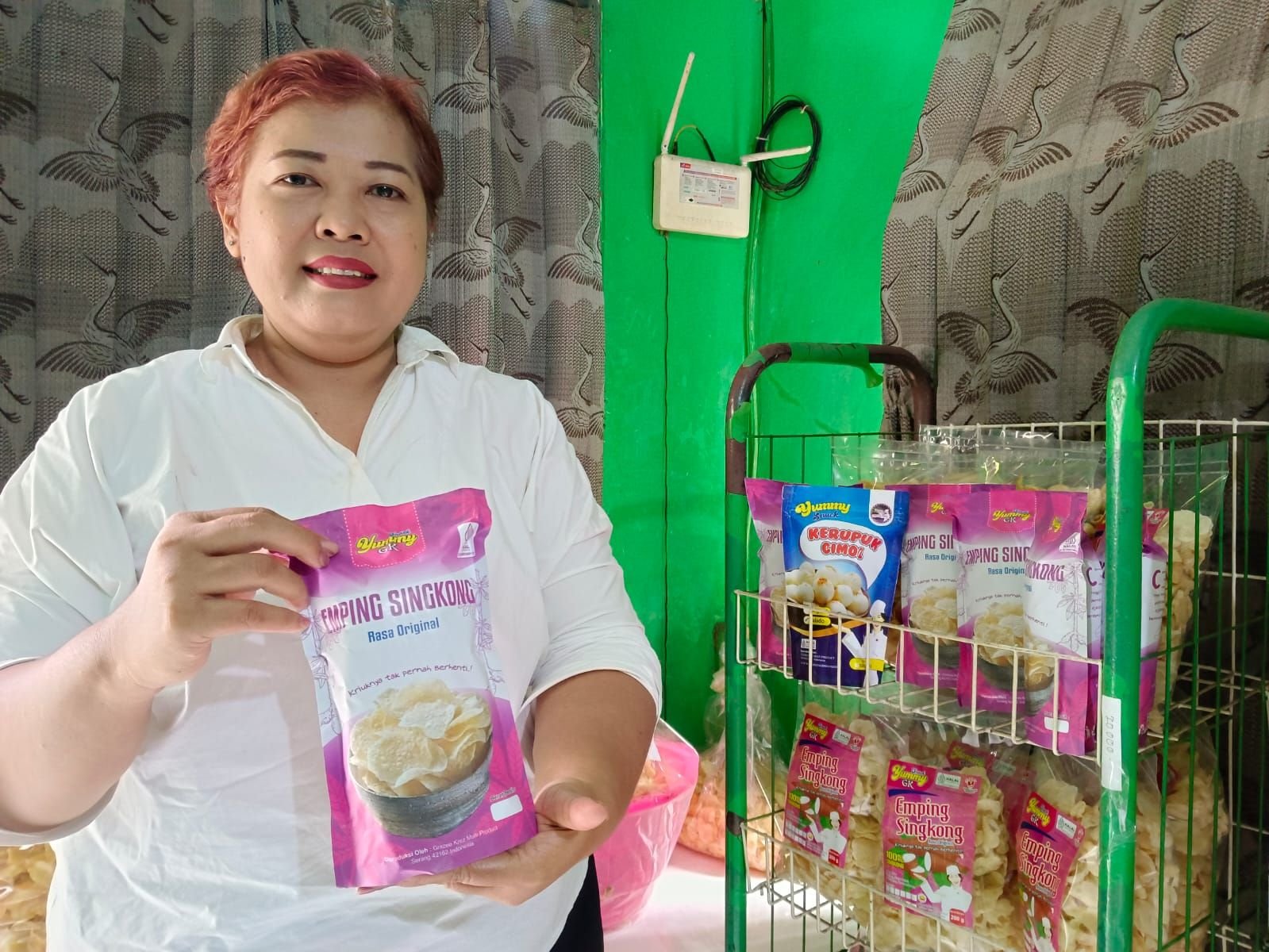 AnekaYummy Snack Buatan Anita Digandrungi Hingga Luar Banten