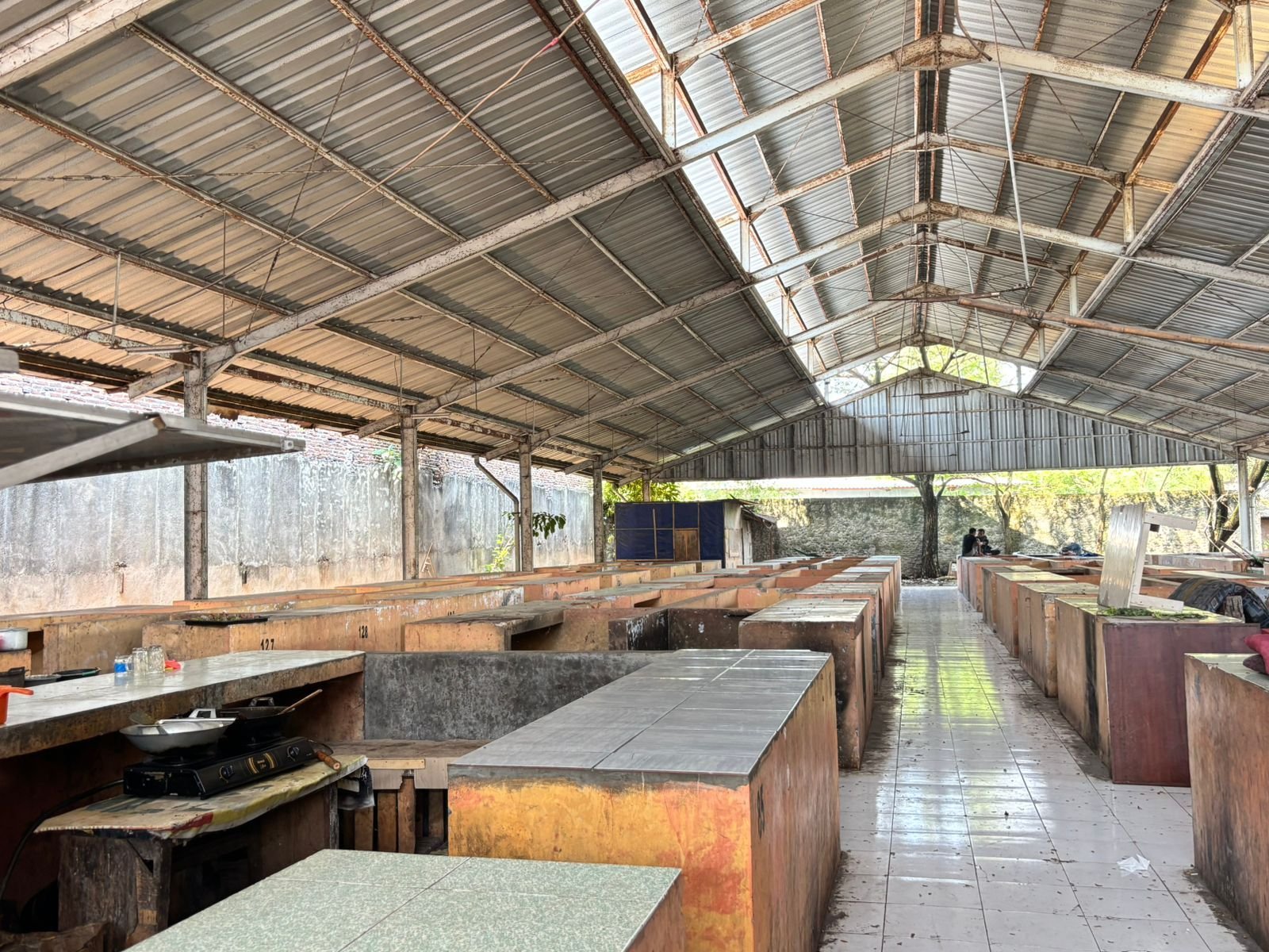 Hari Keempat Penertiban, PKL Pasar Kranggot Cilegon Belum Tempati Hanggar Relokasi