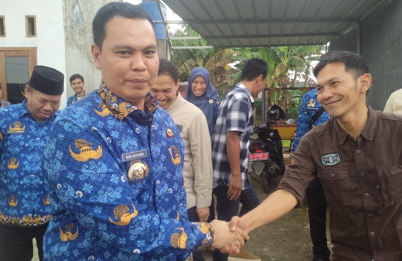 Tak Goyah Hadapi Protes Warga Sukadana 1, Wali Kota Serang Tegaskan Pembongkaran Sukadana 1 Tetap Jalan 1 Tak Goyah Hadapi Protes Warga Sukadana 1, Wali Kota Serang Tegaskan Pembongkaran Sukadana 1 Tetap Jalan