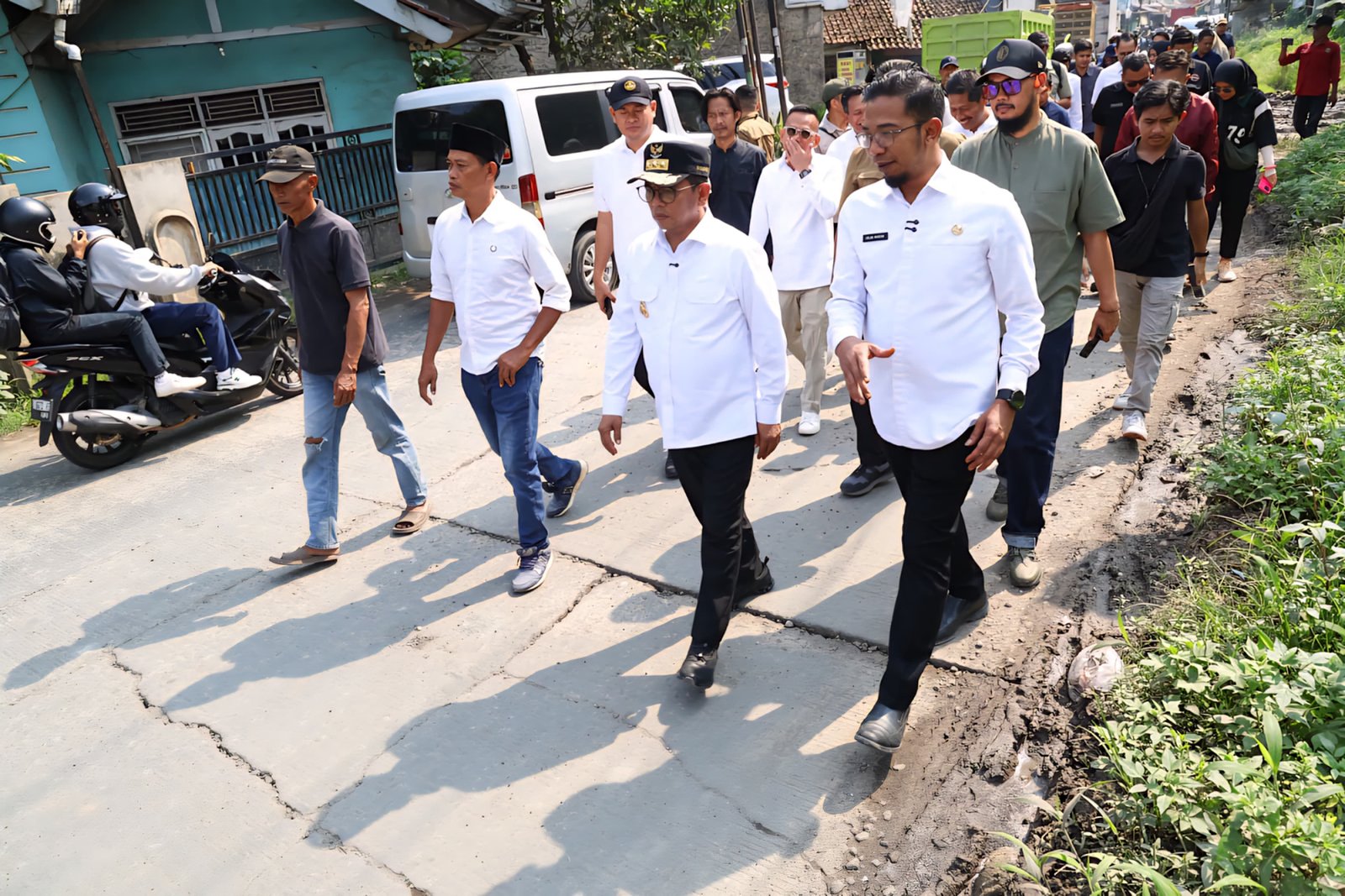 Anggaran Rp14 Miliar Digelontorkan, Pemprov Banten Perbaiki Jalan Citeras–Maja dan Maja–Cisoka 4 Anggaran Rp14 Miliar Digelontorkan, Pemprov Banten Perbaiki Jalan Citeras–Maja dan Maja–Cisoka