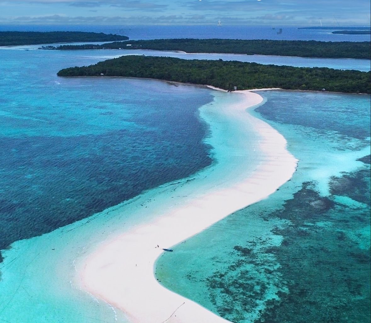 Ini 7 Rekomendasi Pantai Tercantik di Indonesia Untuk Nikmati Hari Weekend 6 Ini 7 Rekomendasi Pantai Tercantik di Indonesia Untuk Nikmati Hari Weekend