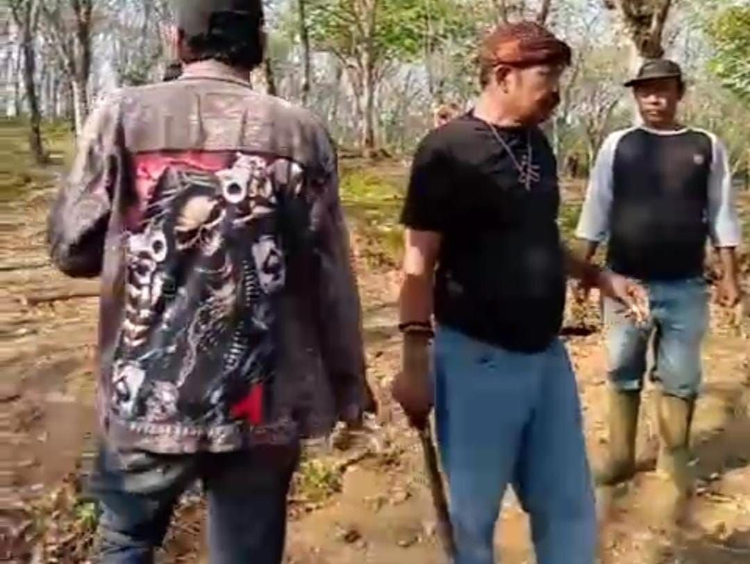 Rombongan Pria Bersenjata Tajam Diduga Intimidasi Petani Pasir Kaweni di Kabupaten Lebak