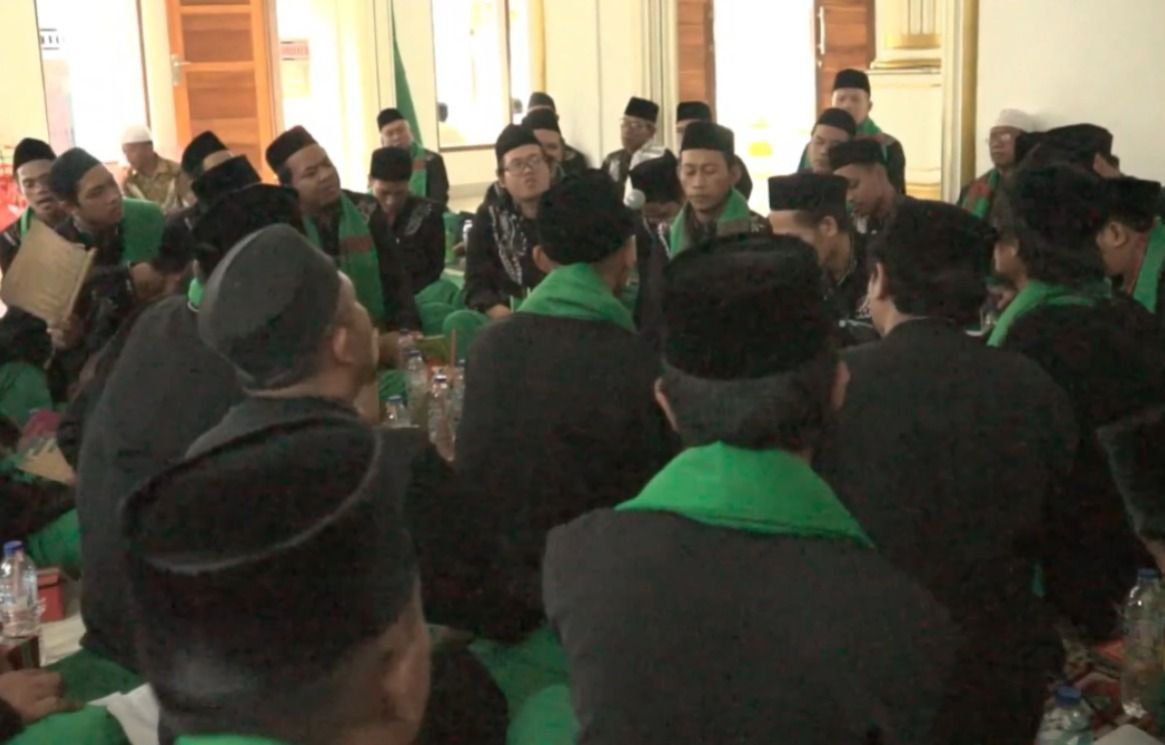 Tradisi Zikir Mulud, Ramaikan Masjid Perkampungan di Cilegon 1 Tradisi Zikir Mulud, Ramaikan Masjid Perkampungan di Cilegon