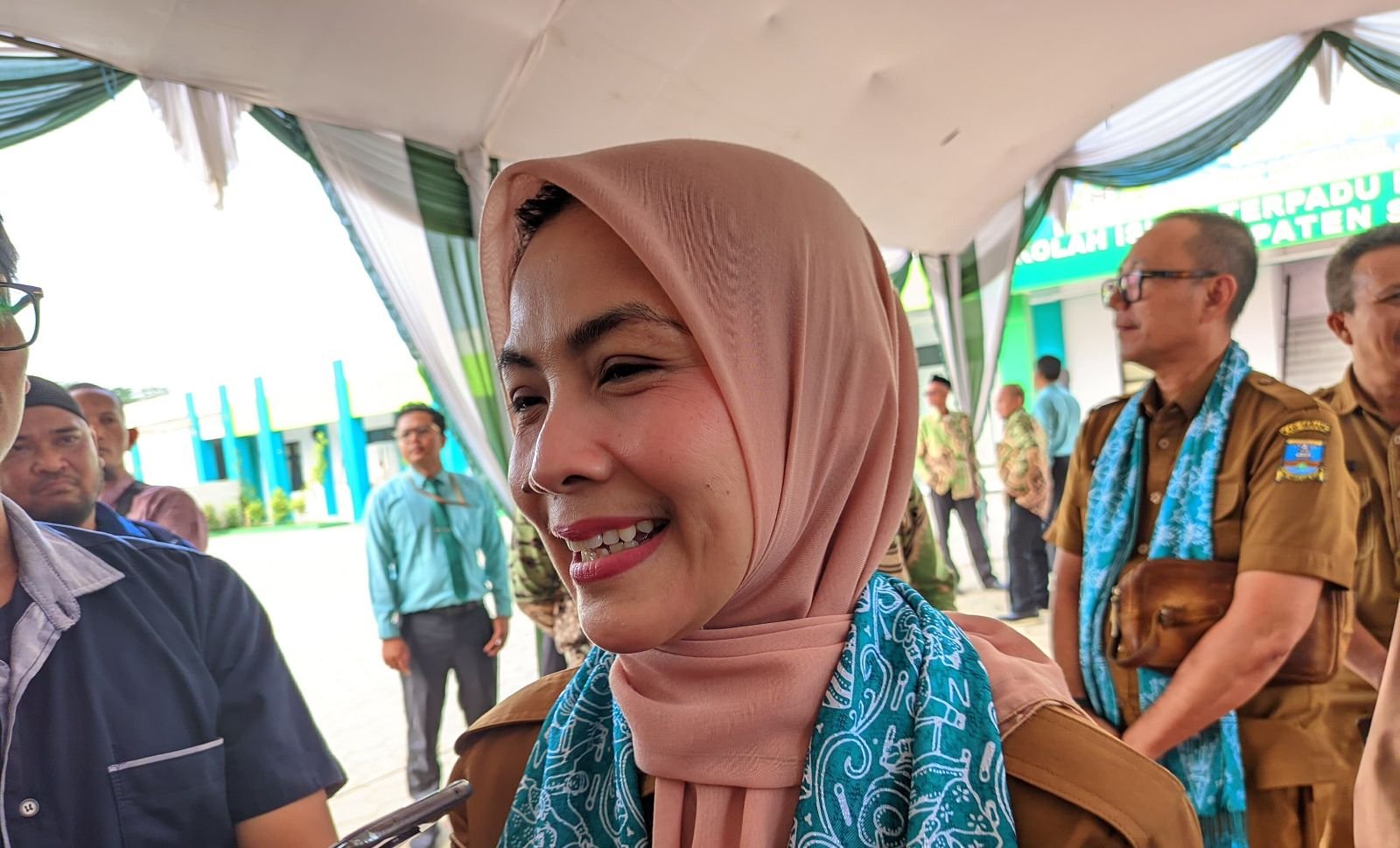 Sssstttt, Zakiyah Ngaku Sudah Punya Sekda Kabupaten Serang Pilihannya 3 Sssstttt, Zakiyah Ngaku Sudah Punya Sekda Kabupaten Serang Pilihannya