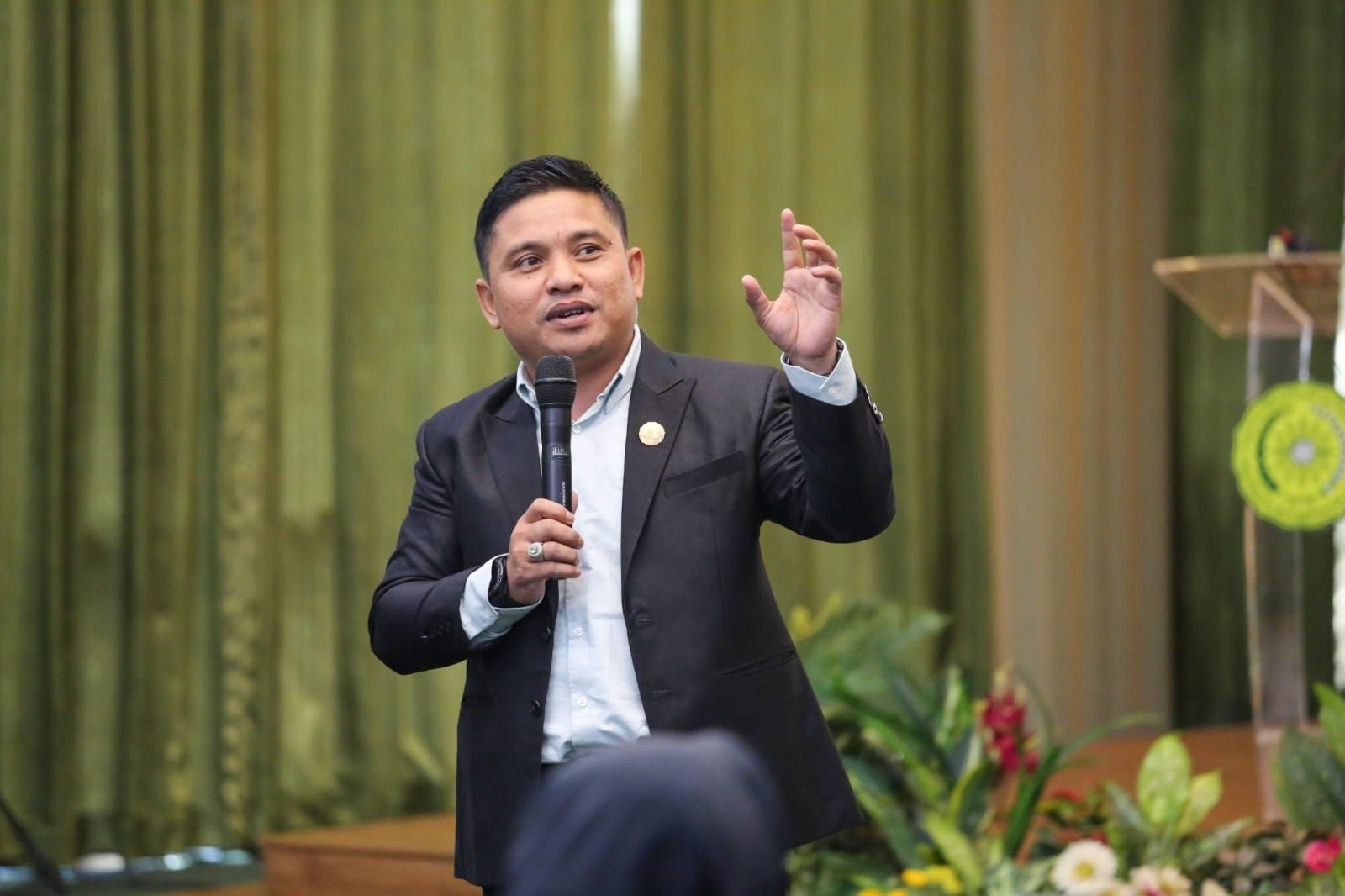 Bisa Ganggu Bisnis, Kejagung Diminta Profesional Tangani Kasus Cap Lebur Emas Antam 1 Bisa Ganggu Bisnis, Kejagung Diminta Profesional Tangani Kasus Cap Lebur Emas Antam