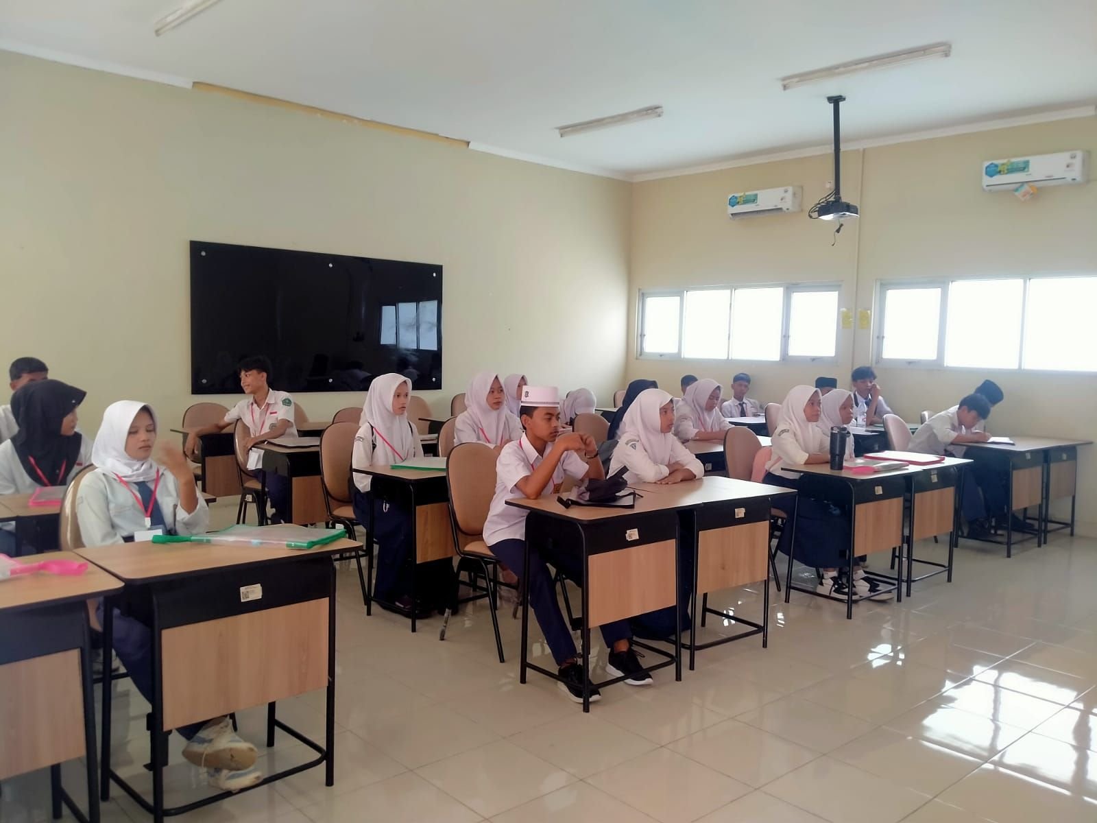 Deretan Fasilitas yang Bakal Diterima Siswa Sekolah Rakyat di Kabupaten Lebak, Ada 9 Item 3 Deretan Fasilitas yang Bakal Diterima Siswa Sekolah Rakyat di Kabupaten Lebak, Ada 9 Item
