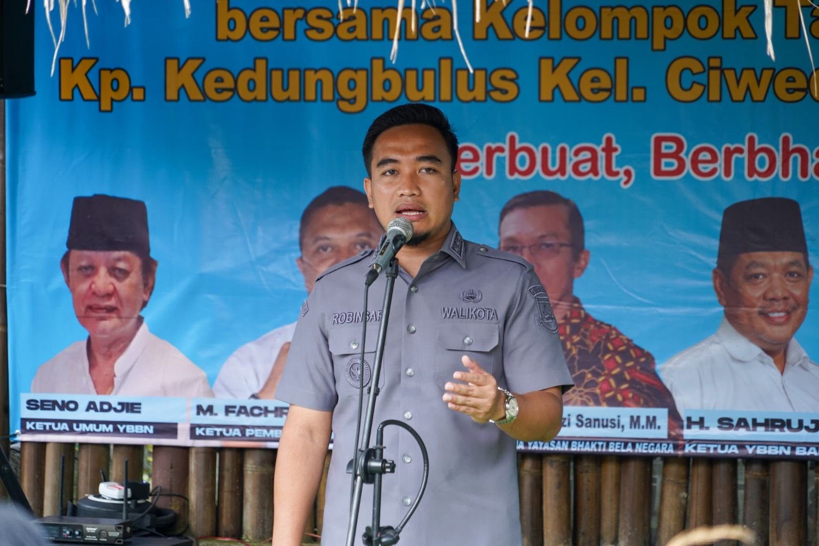 Ubah Perda Penanaman Modal dan Perlindungan UMKM, Robinsar Janji UMKM Naik Kelas 5 Ubah Perda Penanaman Modal dan Perlindungan UMKM, Robinsar Janji UMKM Naik Kelas