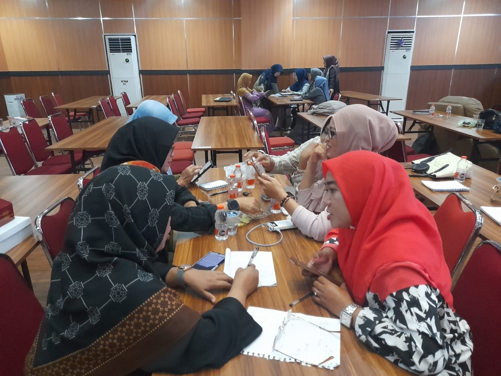 Banyak Konten Negatif Hiasi Dunia Maya, Kader NU Didorong Bersaing Hadirkan Alternatif Konten Positif 2 Banyak Konten Negatif Hiasi Dunia Maya, Kader NU Didorong Bersaing Hadirkan Alternatif Konten Positif