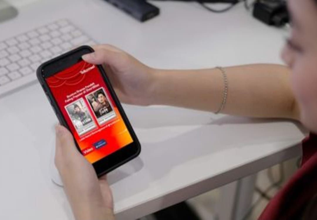 Paket Telkomsel untuk Akses Hiburan Drama Pendek Mulai Rp35 Ribu 2 Paket Telkomsel untuk Akses Hiburan Drama Pendek Mulai Rp35 Ribu