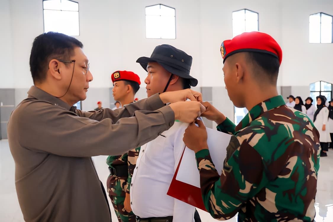 50 Pegawai RSUD Banten Ikut Pembinaan Mental di Grup 1 Kopassus 1 50 Pegawai RSUD Banten Ikut Pembinaan Mental di Grup 1 Kopassus