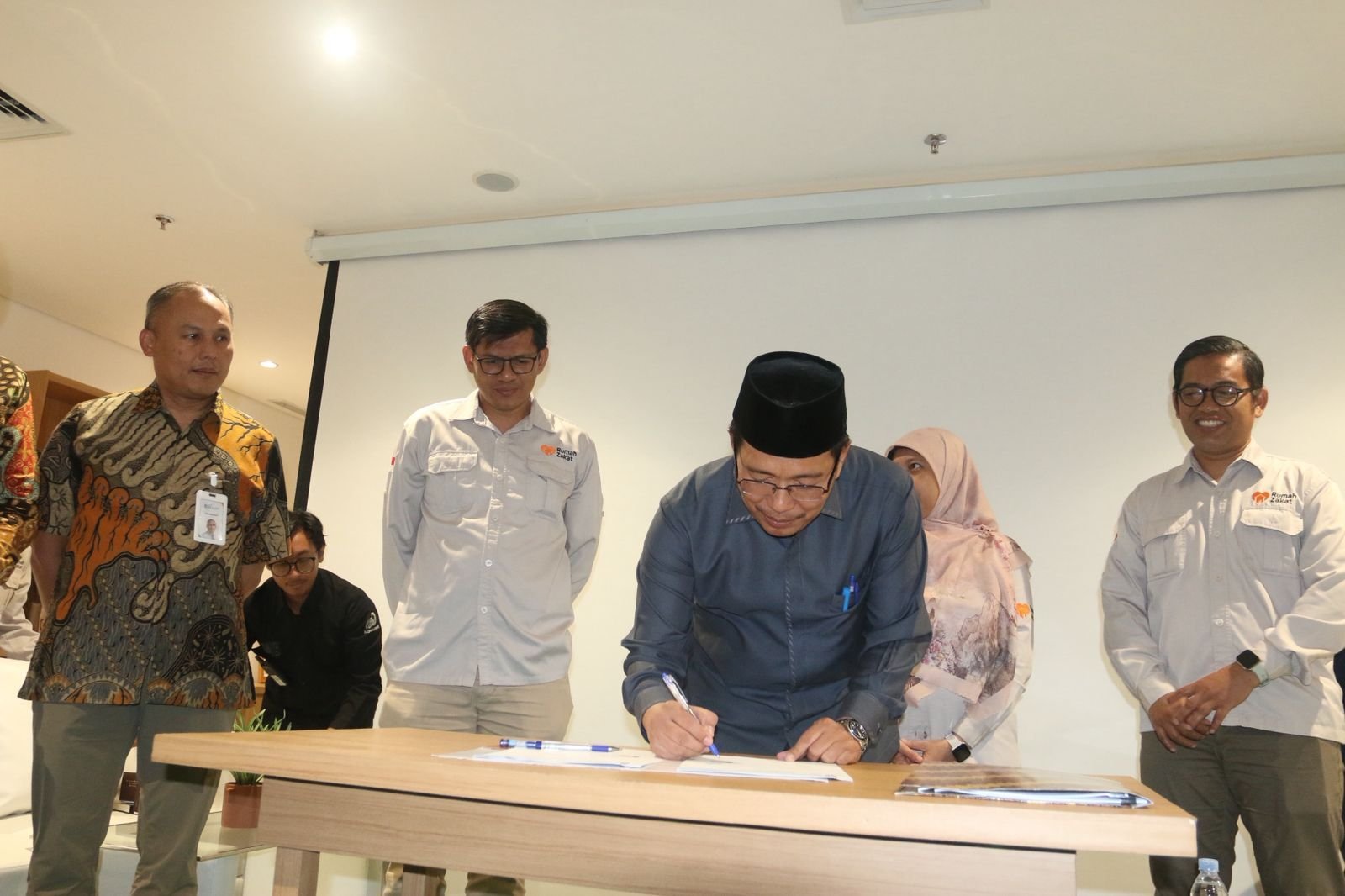 Berantas Kerentanan Sosial, Rumah Zakat Luncurkan Gerakan Tagar BikinBerdaya
