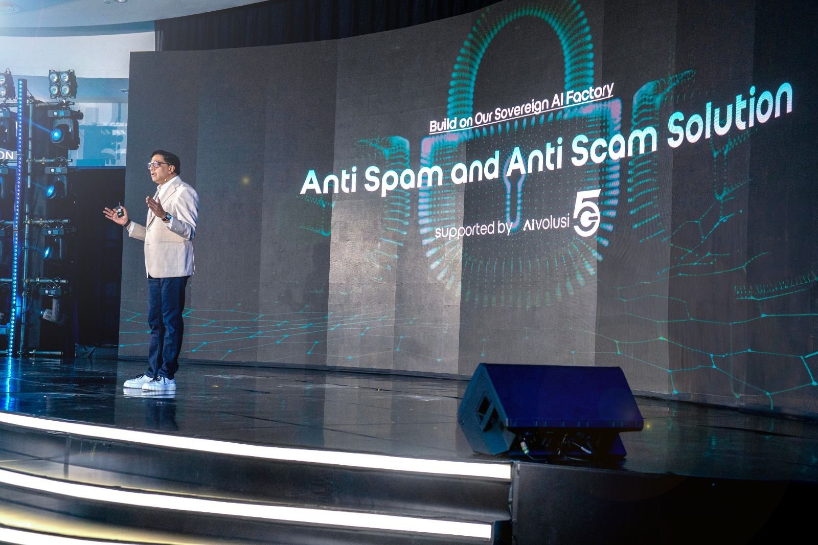 Indosat Manfaatkan AI untuk Cegah Spam dan Scam, Lindungi Pelanggan dari Penipuan Digital 10 Indosat Manfaatkan AI untuk Cegah Spam dan Scam, Lindungi Pelanggan dari Penipuan Digital