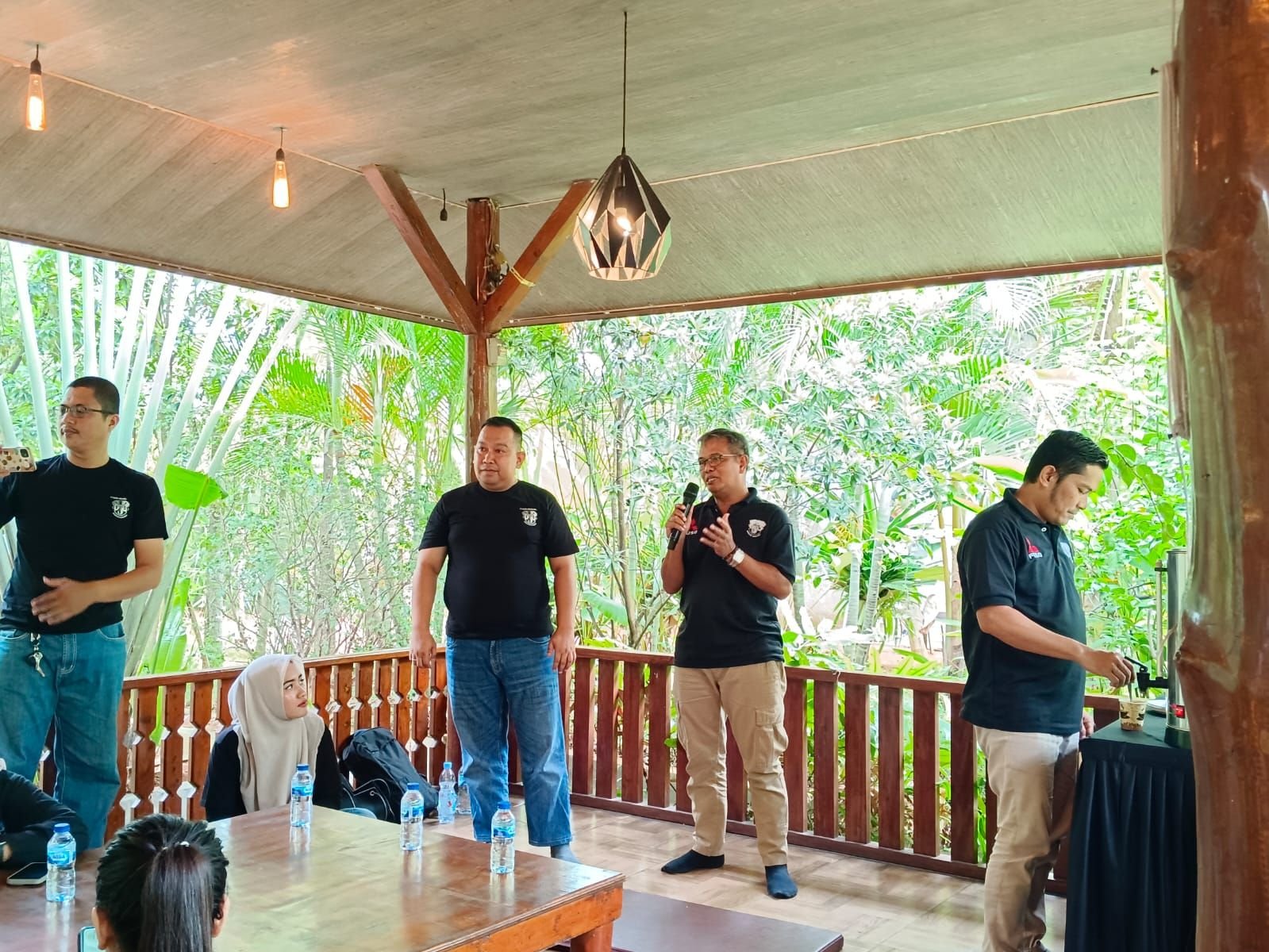 Karoseri PT Gajah Garap Pasar Mobil Niaga di Banten 2 Karoseri PT Gajah Garap Pasar Mobil Niaga di Banten