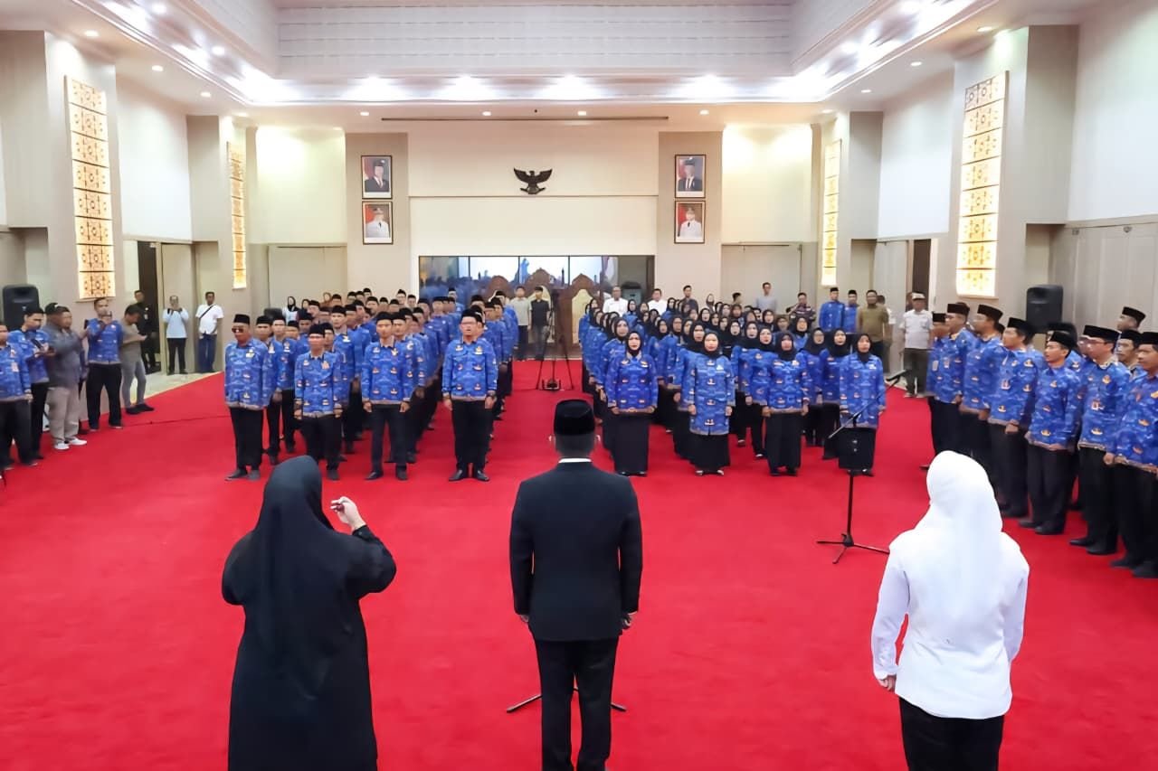 Dijanjikan Terbit Oktober, 2.900 Honorer Banten Masih Harap-harap Cemas Menanti SK PPPK 1 Dijanjikan Terbit Oktober, 2.900 Honorer Banten Masih Harap-harap Cemas Menanti SK PPPK