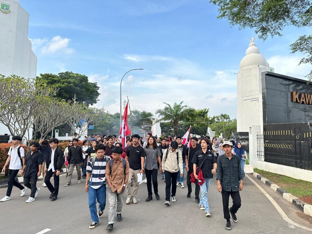 Dishub Dinilai Abai dalam Pengelolaan Parkir, DPC GMNI Serang Meminta E-Parkir Menjadi Solusi