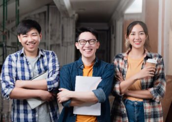 Wajib Tahu! 7 Perbedaan Kampus Negeri dan Swasta yang Jarang Diketahui 1 Perbedaan kampus negei dan swasta