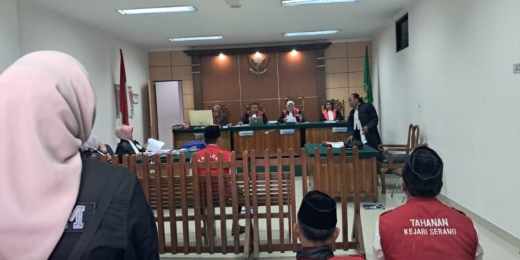 Sidang mantan Brimob Kasus Penipuan tukang ojek