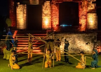 Teater Boneka 'Ibu Suri' Hidupkan Keraton Kaibon Jadi Panggung Seni 1 Keraton Kaibon