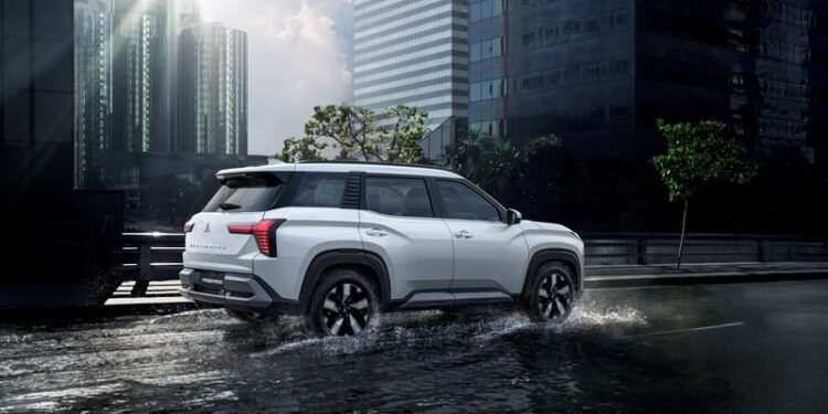 Nyaman di Segala Medan, Mitsubishi Destinator Bisa Disesuaikan dengan Kondisi Jalan 1 Mitsubishi Destinator