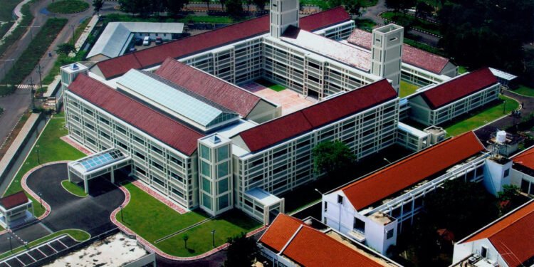 Politeknik terbaik di Indonesia