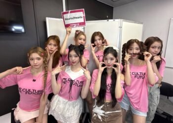 Visual Cantik Hearts2Hearts Ramaikan Iklan Shopee 9.9 Super Shopping Day, Bikin Aurel hingga Raffi Ahmad Antusias! 1 Shopee