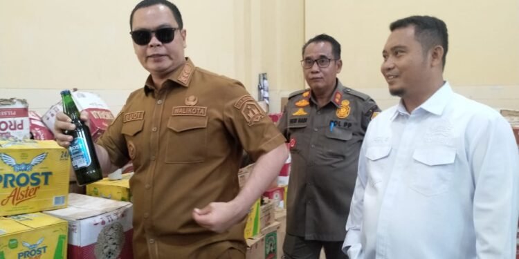Walikota Serang tinjau miras