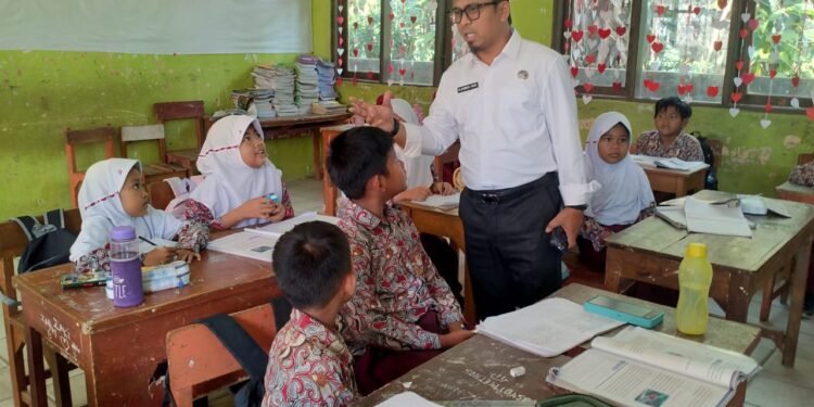 74.166 Pelajar di Kota Serang Belum Menerima Manfaat MBG 1 puluhan ribu pelajar di Kota Serang belum dapat MBG