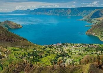 4 Rekomendasi Destinasi Wisata di Sumatera Utara, Bukan Cuma Danau Toba 1 Danau Toba salah satu destinasi wisata di Sumatera utara