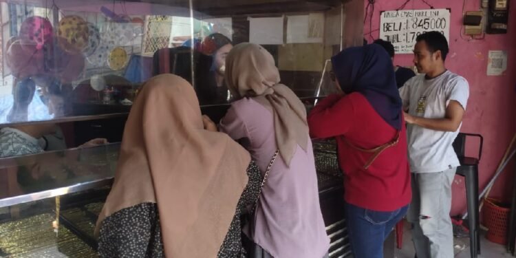 Toko emas Rangkasbitung