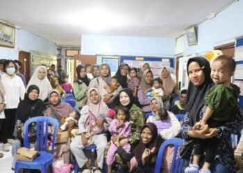 Sidak Puskesmas Bojonegara, Bupati Serang Zakiyah Tanyakan Pelayanan ke Pasien 6 Bupati Zakiyah