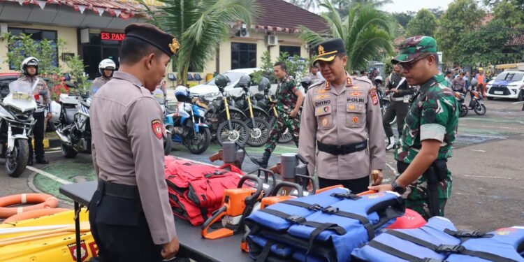 AKBP Dhyno Ajak TNI, Pemda dan Relawan Solid Hadapi Potensi Bencana di Kabupaten Pandeglang 1 bencana alam