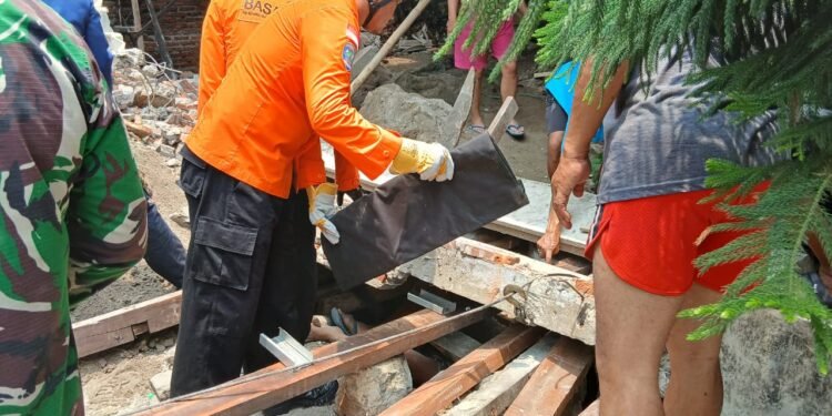 Petukang Bangunan di Taktakan Kota Serang Tewas Tertimpa Beton Cor 1 Kota Serang