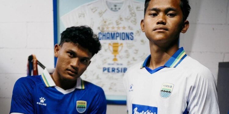 Jelang AFC Champions League, Jersey Persib Bandung Luncurkan yang Terbaru 1 jersey persib