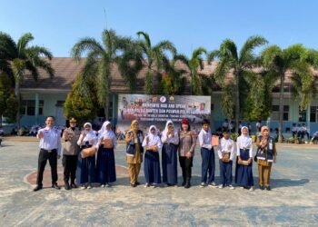 Peringati Hari Jadi Polwan, Nina Ajak Pelajar untuk Bangkit Belajar 6 pelajar contoh polwan