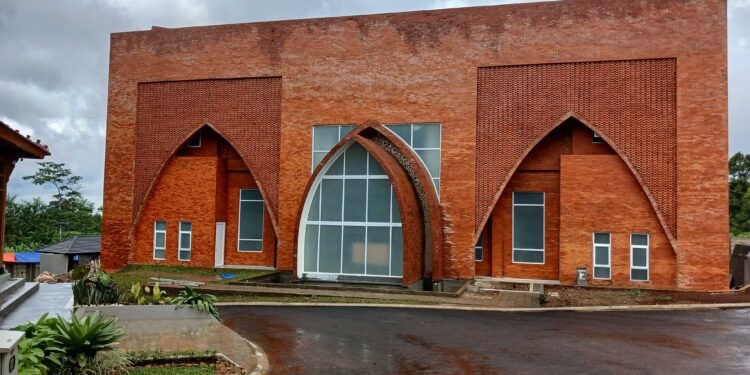 Biaya Pendidikan Pondok Pesantren Adi Hidayat, Beserta Jalur Masuk dan Lokasinya 1 pondok pesantren Adi Hidayat