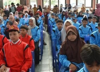 sekolah rakyat