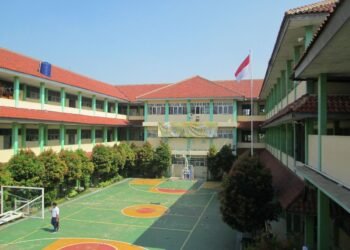 sekolah swasta gratis di Lebak