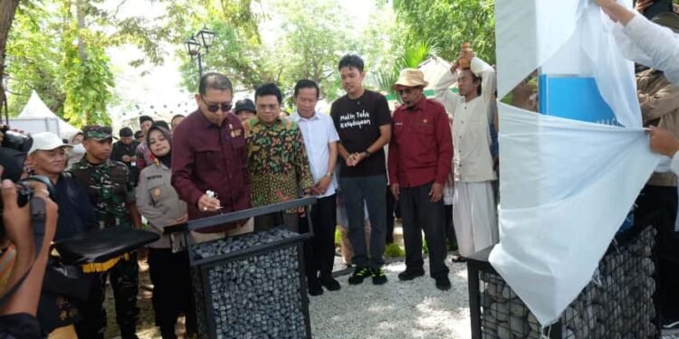 Fadli Zon Resmikan Monumen Jalur Masuk Cornelis de Houtman, Banten Lama Siap Jadi Wisata Budaya Dunia 1 Fadli Zon resmikan monumen Cornelis de Houtman