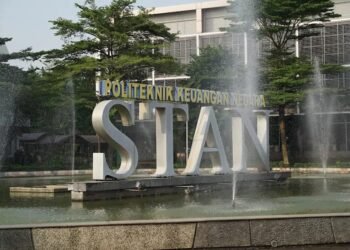 Daftar 5 Sekolah Kedinasan yang Cocok Bagi Penderita Mata Minus 4 STAN