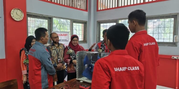 Program Sharp Class Tingkatkan Kualitas Lulusan SMK 1 Sharp