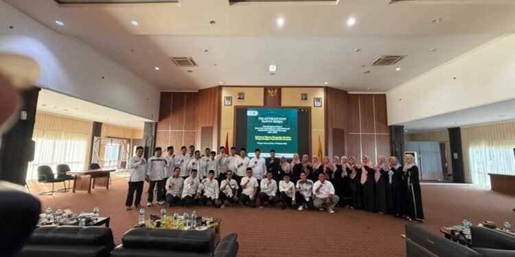 Resmi Dilantik, Pengurus PP IKAMAH Diminta Berkontribusi Nyata Terhadap Almamater 1 PP IKAMAH