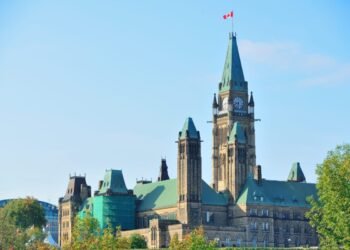 University of Toronto Sediakan Beasiswa Lester B. Pearson untuk Kuliah S1 di Kanada 6 Beasiswa