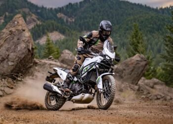 Kawasaki Rilis Motor Petualang Baru, Harga Rp100 jutaan 11 Kawasaki KLE500