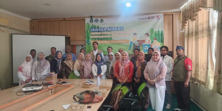 PT Indah Kiat buat Bank Sampah