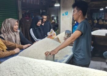 Pemkab Pabdeglang sidak pasarr