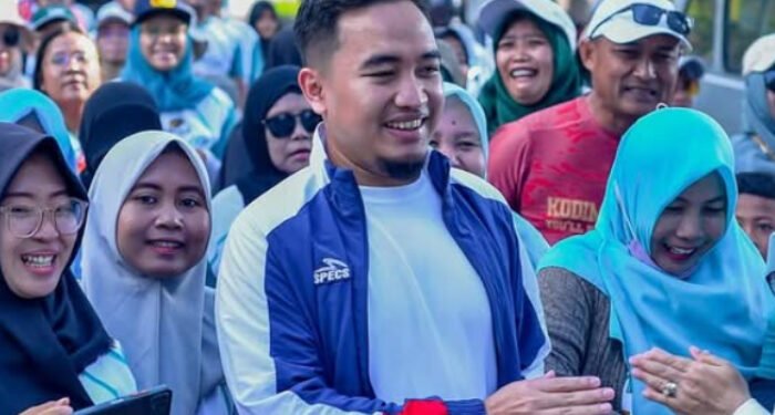 Latar Belakang Walikota Cilegon Robinsar, Pernah jadi Ketua DKM Masjid 1 latar belakang robinsar